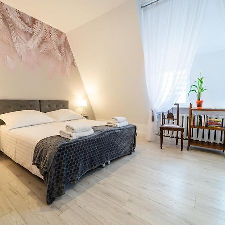Okno Na Ratusz - Apartament De Luxe W Centrum Mragowa Apartment มรุงโกโว ภายนอก รูปภาพ