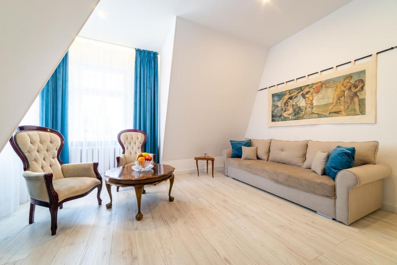 Okno Na Ratusz - Apartament De Luxe W Centrum Mragowa Apartment มรุงโกโว ภายนอก รูปภาพ