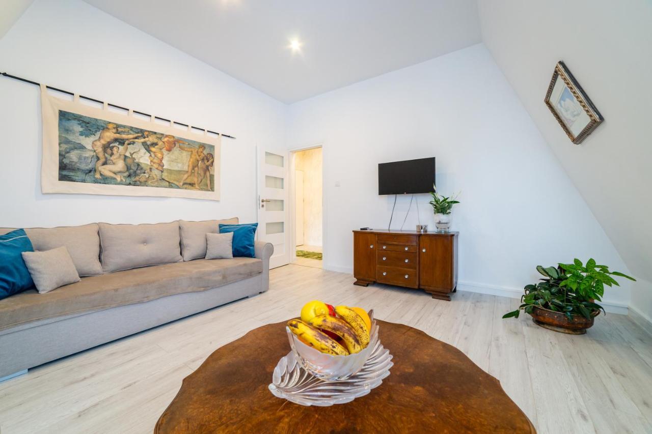 Okno Na Ratusz - Apartament De Luxe W Centrum Mragowa Apartment มรุงโกโว ภายนอก รูปภาพ